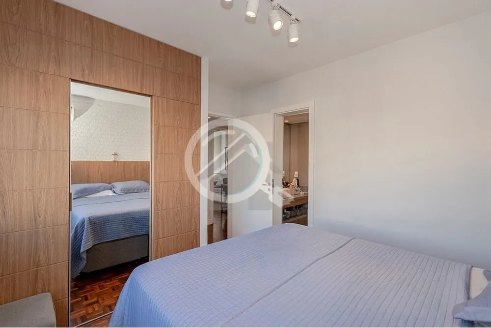 Imagem O apartamento dos seus sonhos à venda em Menino Deus, Porto Alegre! Este maravilhoso imóvel, local...