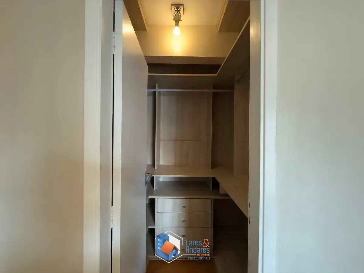 Imagem Apartamento para venda em Moema com 3 quartos, sendo 1 suíte, 77m²