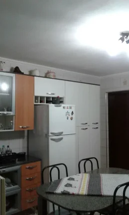 Imagem Imperdível! Casa à venda em Taboão da Serra-SP, Parque Marabá. 3 quartos, suíte, 2 salas, 5 banheiros, 2 vagas, 153,30m².