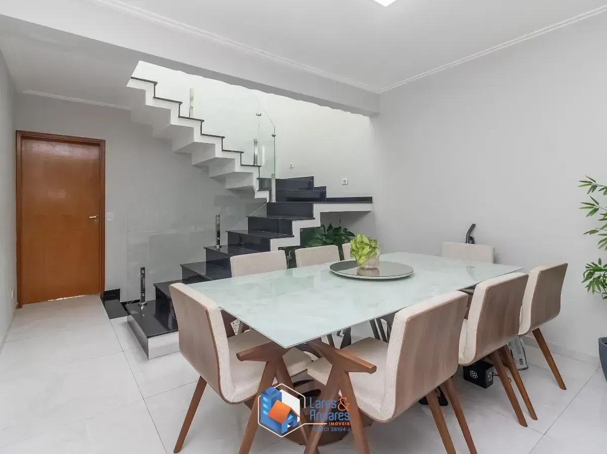 Imagem Sobrado para venda em City Recanto Anastácio com 3 quartos, sendo 3 suítes, 158m²