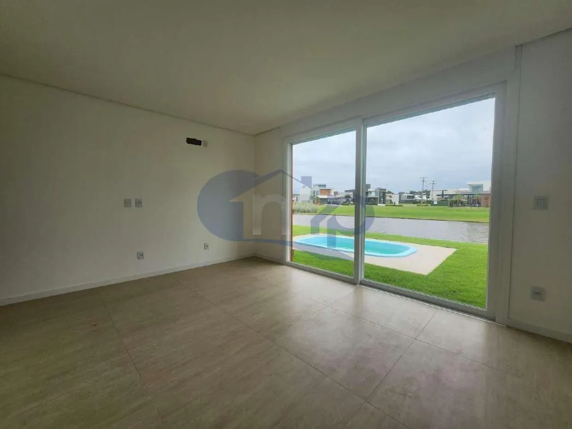 Imagem Casa a venda com 4 suites no Engenho Velho em Torres/RS
