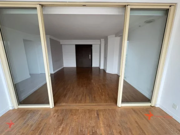 Imagem Apartamento à venda em Pinheiros, São Paulo-SP: 2 quartos, 2 suítes, 1 sala, 4 banheiros, 2 vagas de garagem. Confira!