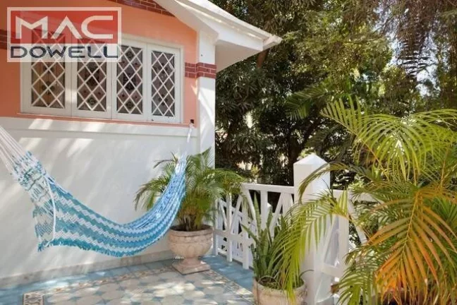 Imagem Casa histórica 450 m² / 4 Quartos - Venda / Locação - Santa Teresa/RJ