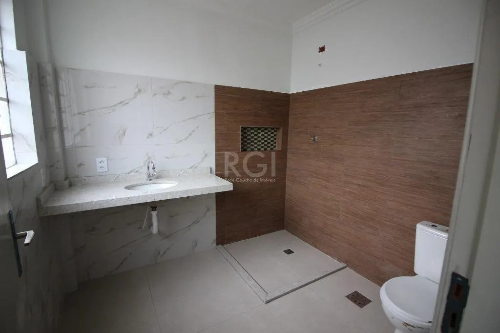 Imagem Casa com 3 Dormitórios Para comprar 250 m² - Petrópolis - Porto Alegre/R
