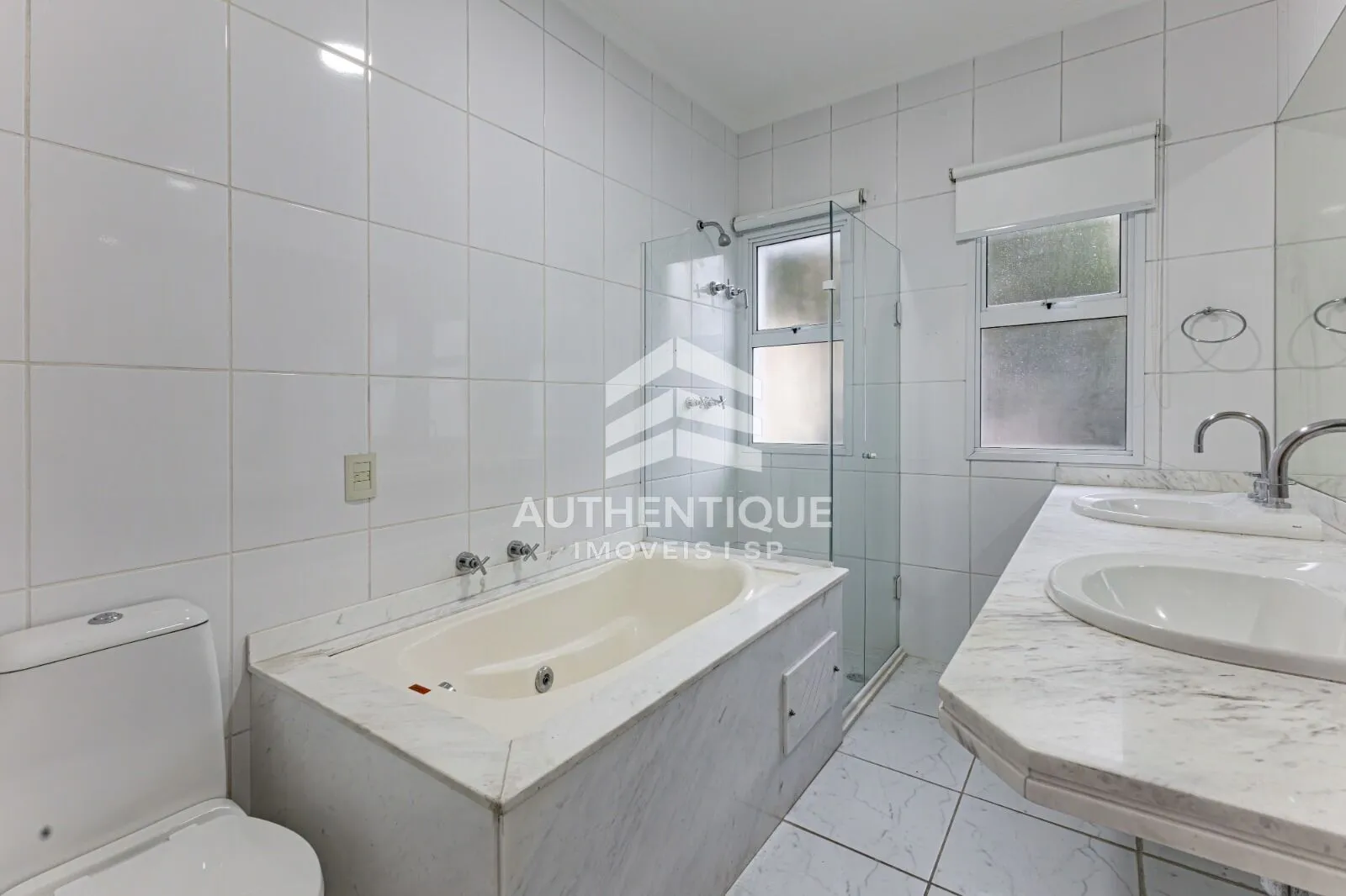 Imagem RESIDENCIAL DAS ACACIAS MORUMBI - Casa em Condomínio Residencial das Acácias Morumbi / Jardim Leonor à venda