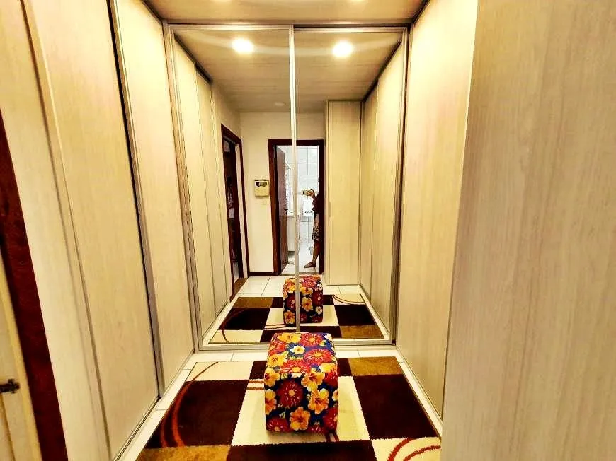 Imagem Casa à venda com 343m² I 5 Dormitórios I 2 suítes I Piscina - em Carianos Florianópolis