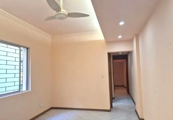 Imagem Apartamento no Centro de 2 dormitórios DESOCUPADO