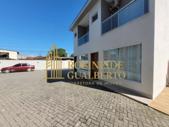 Imagem Sobrado 72m² Mobiliado à Venda na Praia do Massaguaçu próximo a Rodovia.