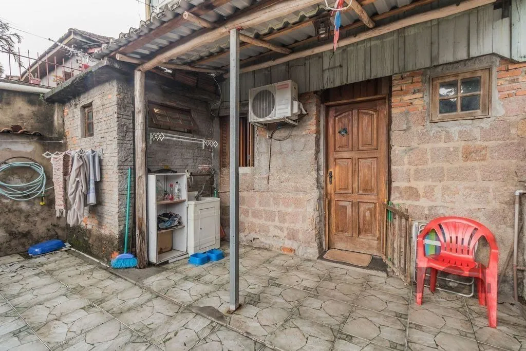 Imagem Casa de 4 dormitórios, no bairro Vila Jardim