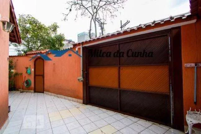 Imagem Sobrado à Venda com 3 dormitórios, 3 vagas, 207m² Construção, Jd Stella, Santo André