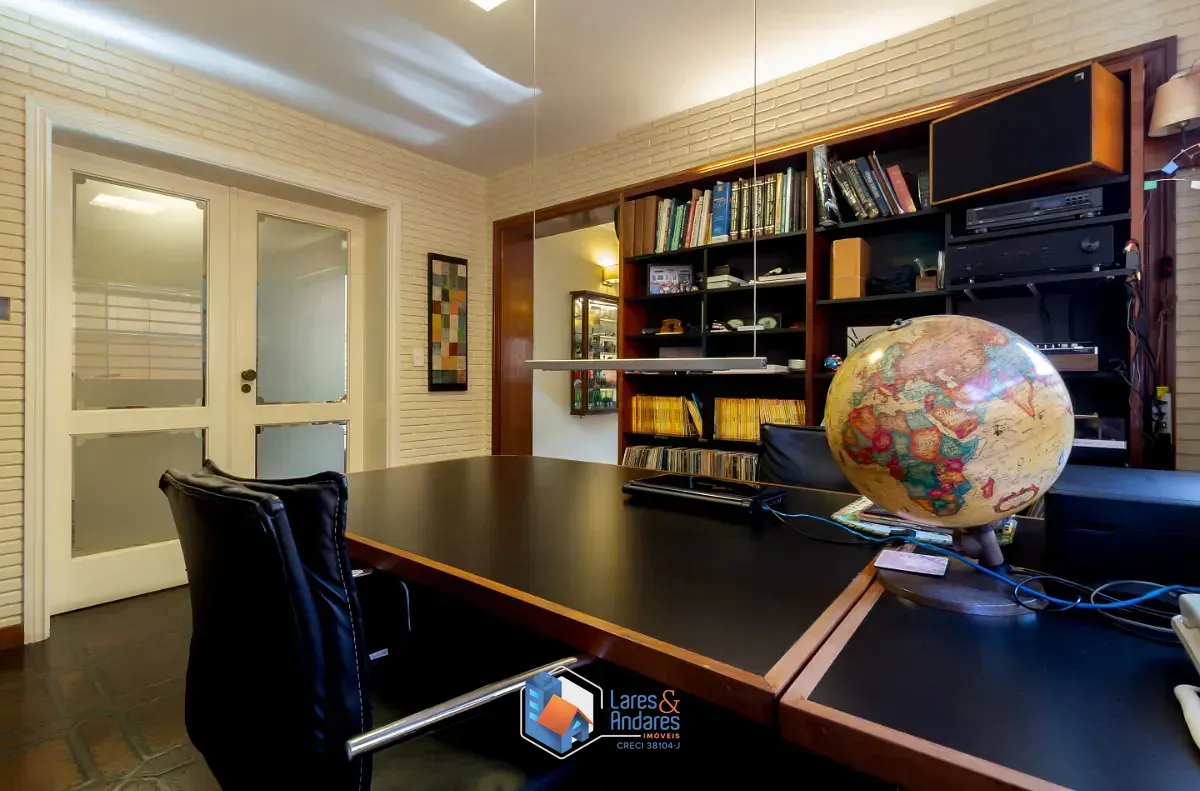 Imagem Casa para venda em Alto da Lapa com 3 quartos, sendo 3 suítes, 310m²