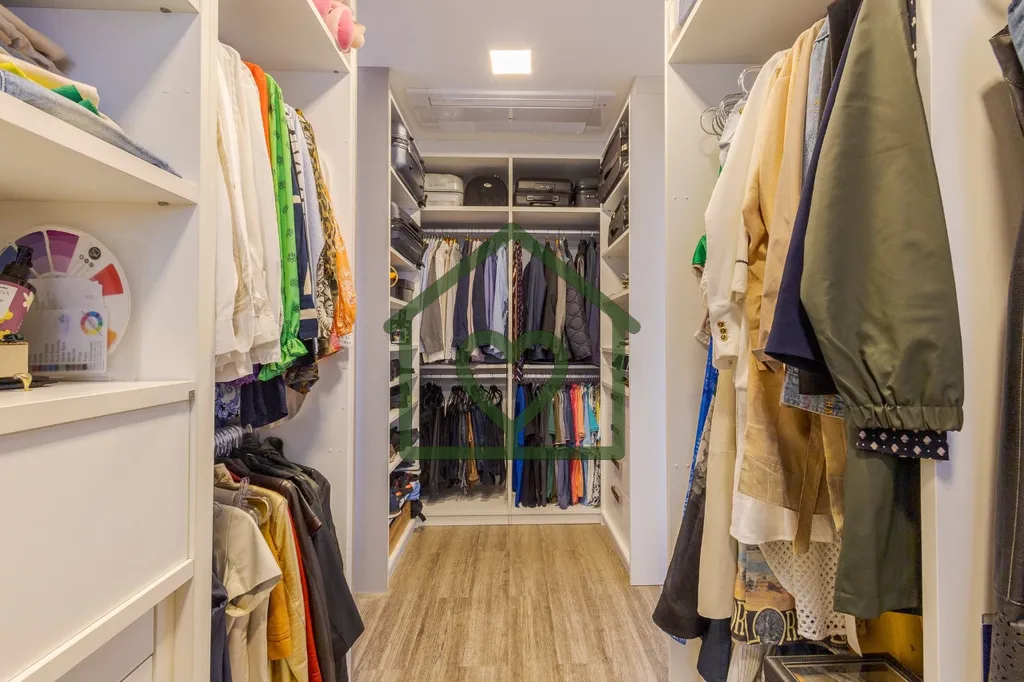 Imagem Apartamento sofisticado de 200 m² privativos com acabamentos de alto padrão. 
 
Projetado desde a ...