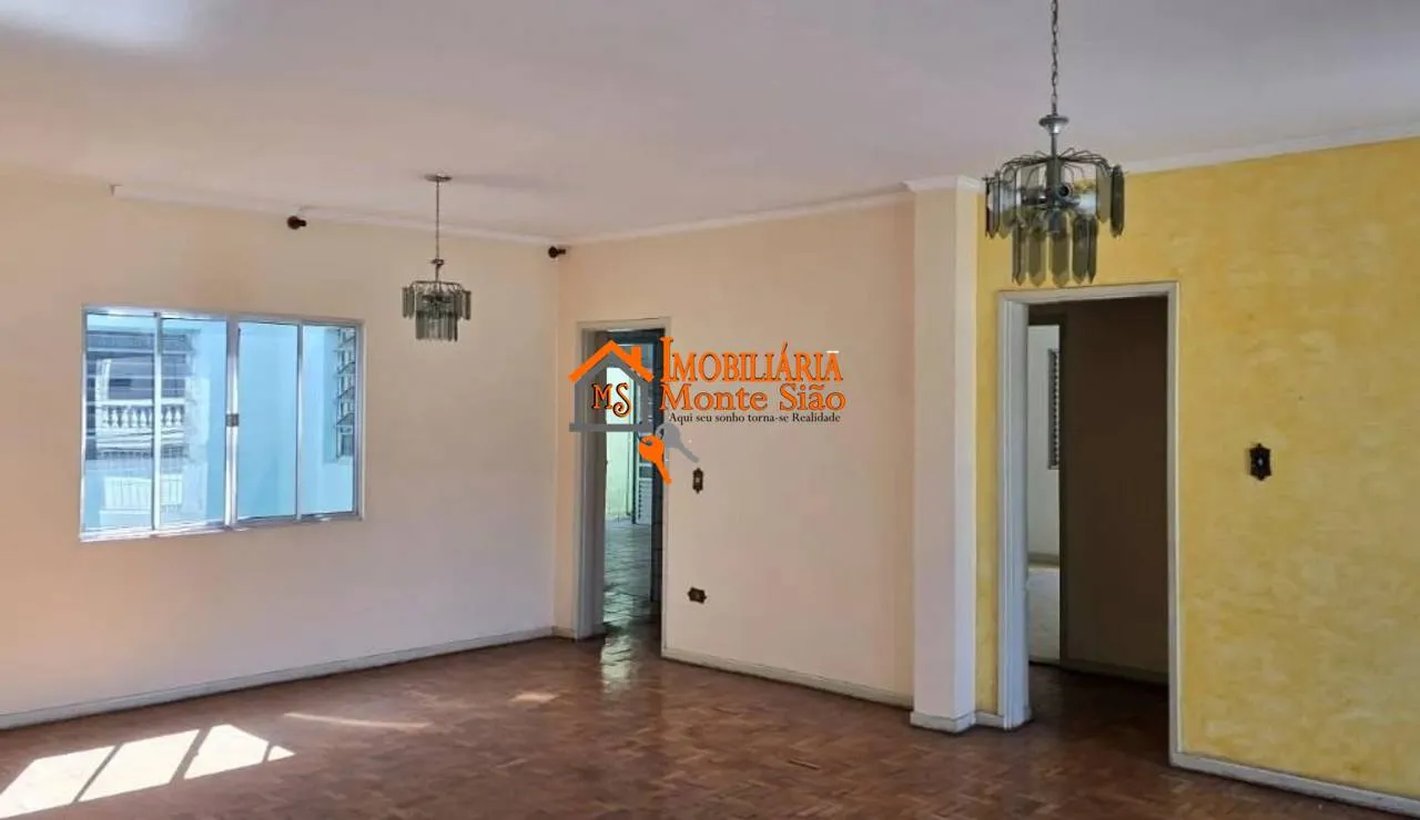 Imagem Sobrado com 2 dormitórios à venda, 242 m² por R$ 750.000,00 - Jardim Vila Galvão - Guarulhos/SP