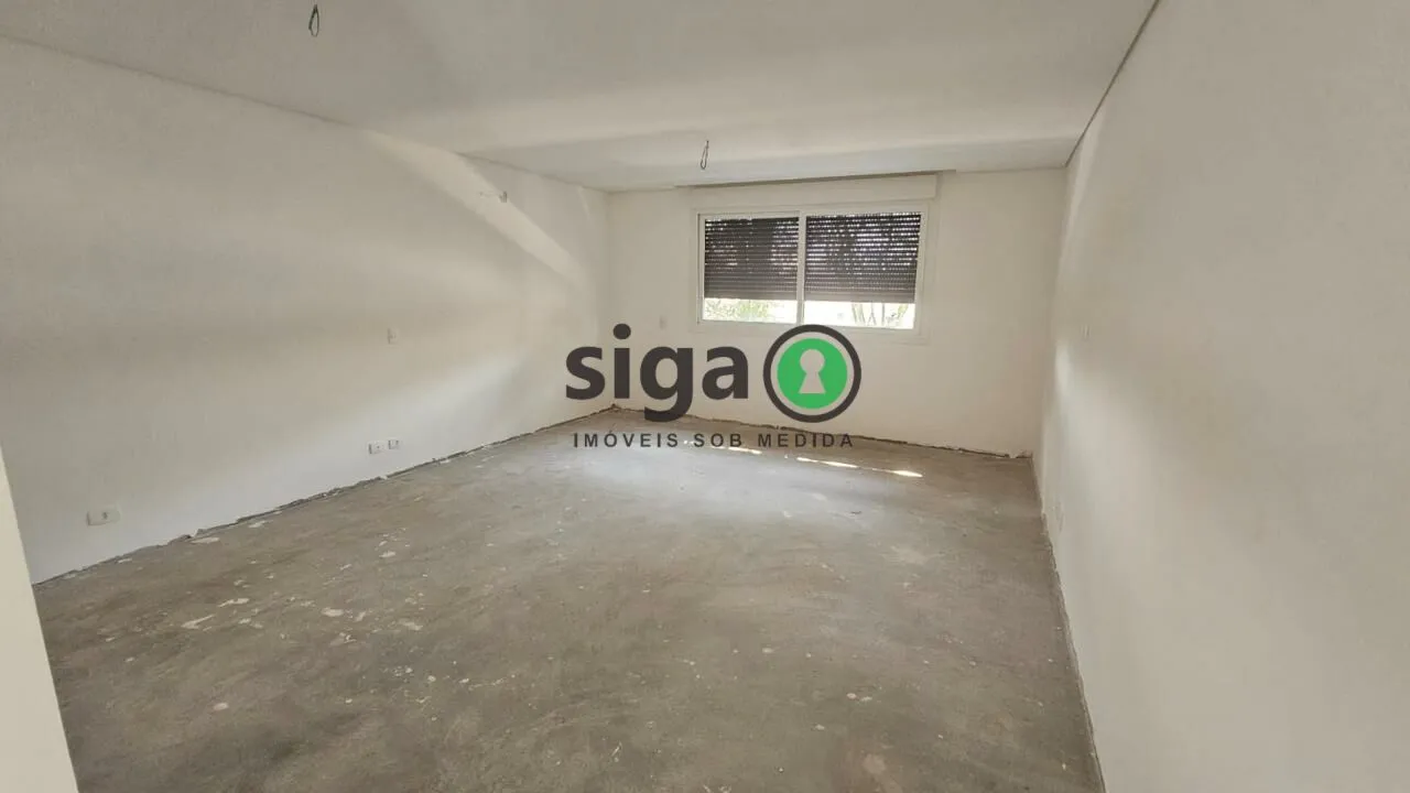 Imagem CASA DE CONDOMINIO COM 4 QUARTOS SENDO 4 SUITES A VENDA NO BROOKLIN