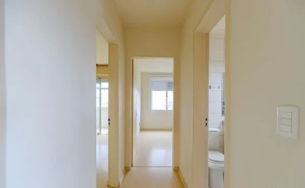 Imagem Apartamento na Medianeira de 2 dormitórios e vaga DESOCUPADO