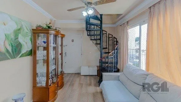 Imagem Vende-se excelente cobertura 2 quartos com suíte, 3 vagas de garagem com 156m² no Petrópolis