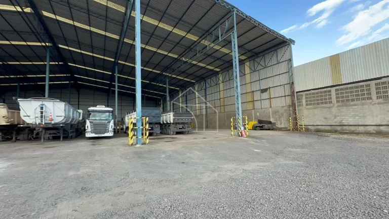 Imagem GALPÃO PARA LOCAÇÃO 4.400m² NA SERRA