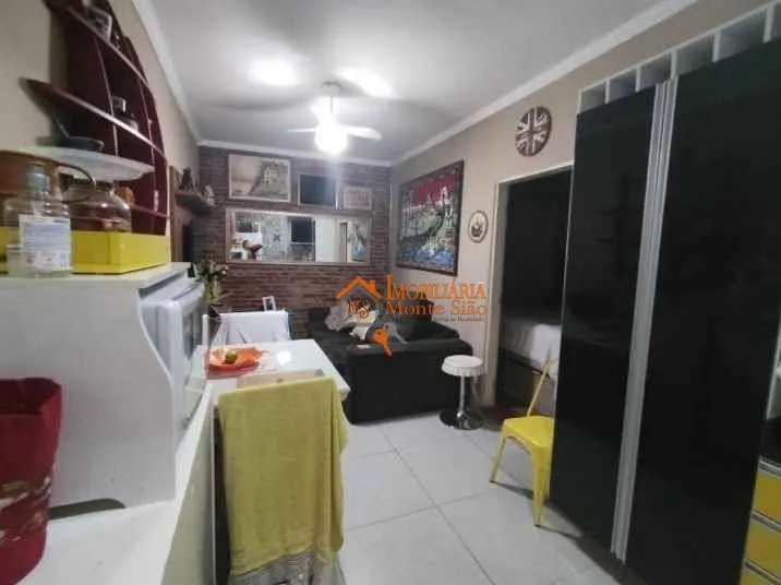 Imagem Sobrado com 3 dormitórios à venda, 130 m² por R$ 403.000,00 - Jardim Novo Portugal - Guarulhos/SP