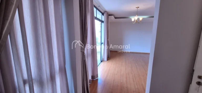 Imagem Localizado no coração do Cambuí, um dos bairros mais desejados de Campinas, este amplo apartament...