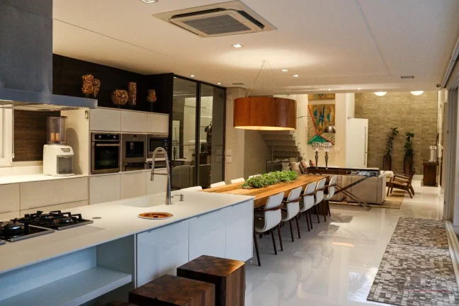 Imagem Casa impecável em todos os sentidos! Integração é a palavra de ordem nesse projeto maravilhoso a...