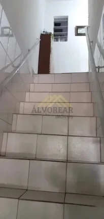 Imagem Sobrado à Venda - Conforto e Elegância em boa Localização