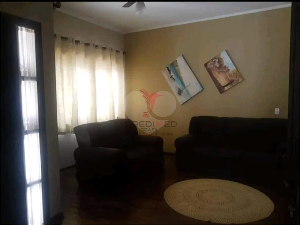Imagem Casa de 3 quartos, 230m² no bairro Vila Antonieta I, em Lençóis Paulista