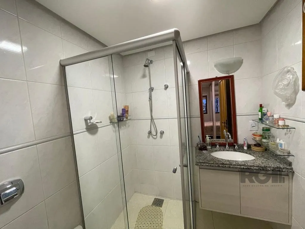 Imagem Apartamento mobiliado, 3 dormitórios, 1 suíte, vaga de garagem, Bairro Vila Eunice