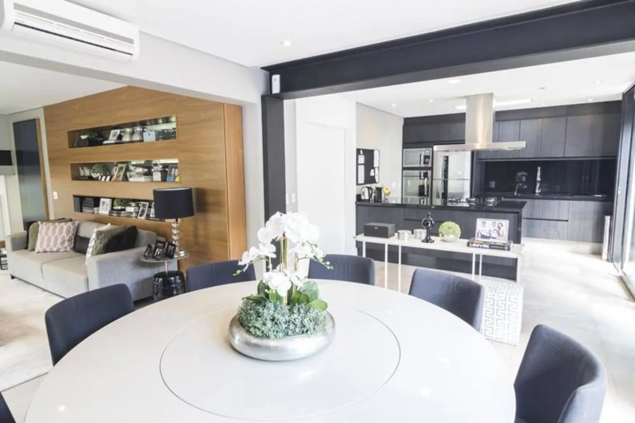Imagem Sobrado disponível para venda em Alphaville Residencial 1