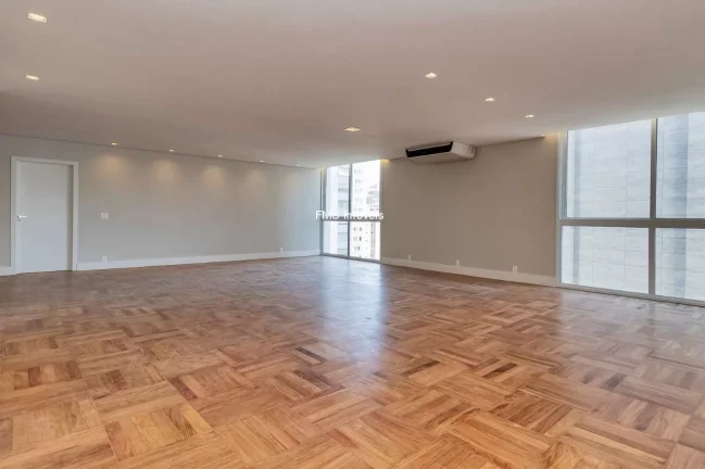 Imagem Apartamento à venda em Higienópolis, com 3 suítes, 2 vagas e 250m².