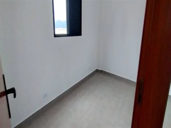 Imagem Sobrado com 3 dormitórios à venda, 92 m² por R$ 480.000 - Maracanã - Praia Grande/SP