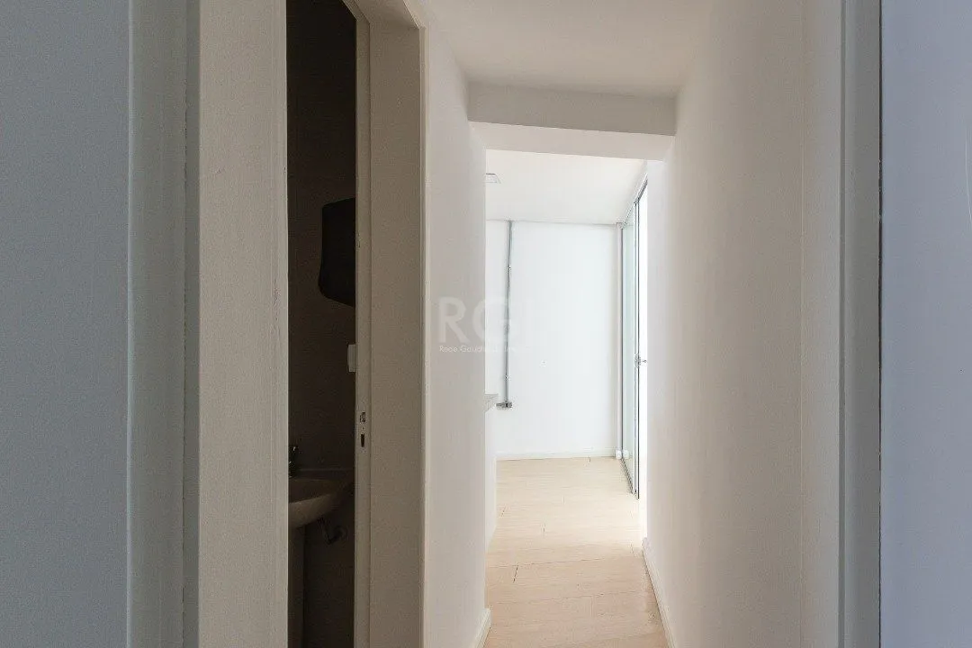 Imagem Conjunto/Sala para Venda - 83.48m², 0 dormitórios, Cidade Baixa