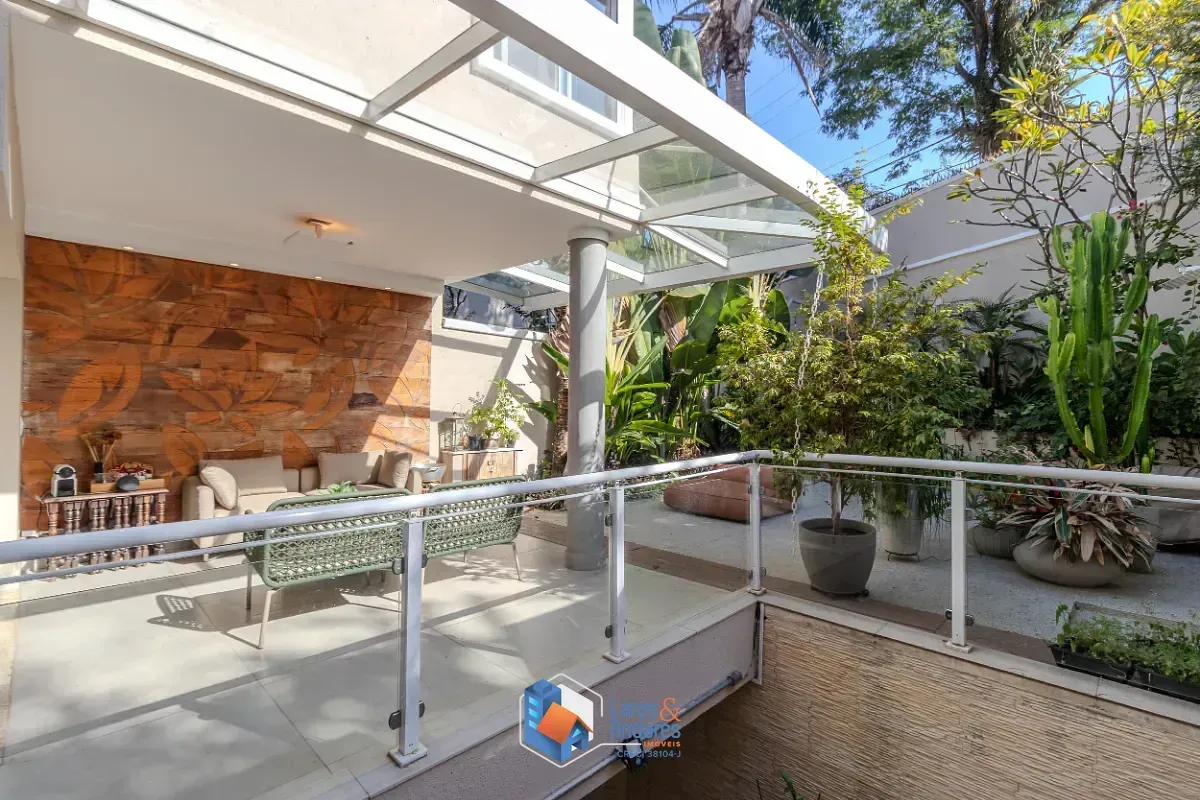 Imagem Casa em condomínio para venda em Jardim Prudência com 5 quartos, sendo 3 suítes, 329m²
