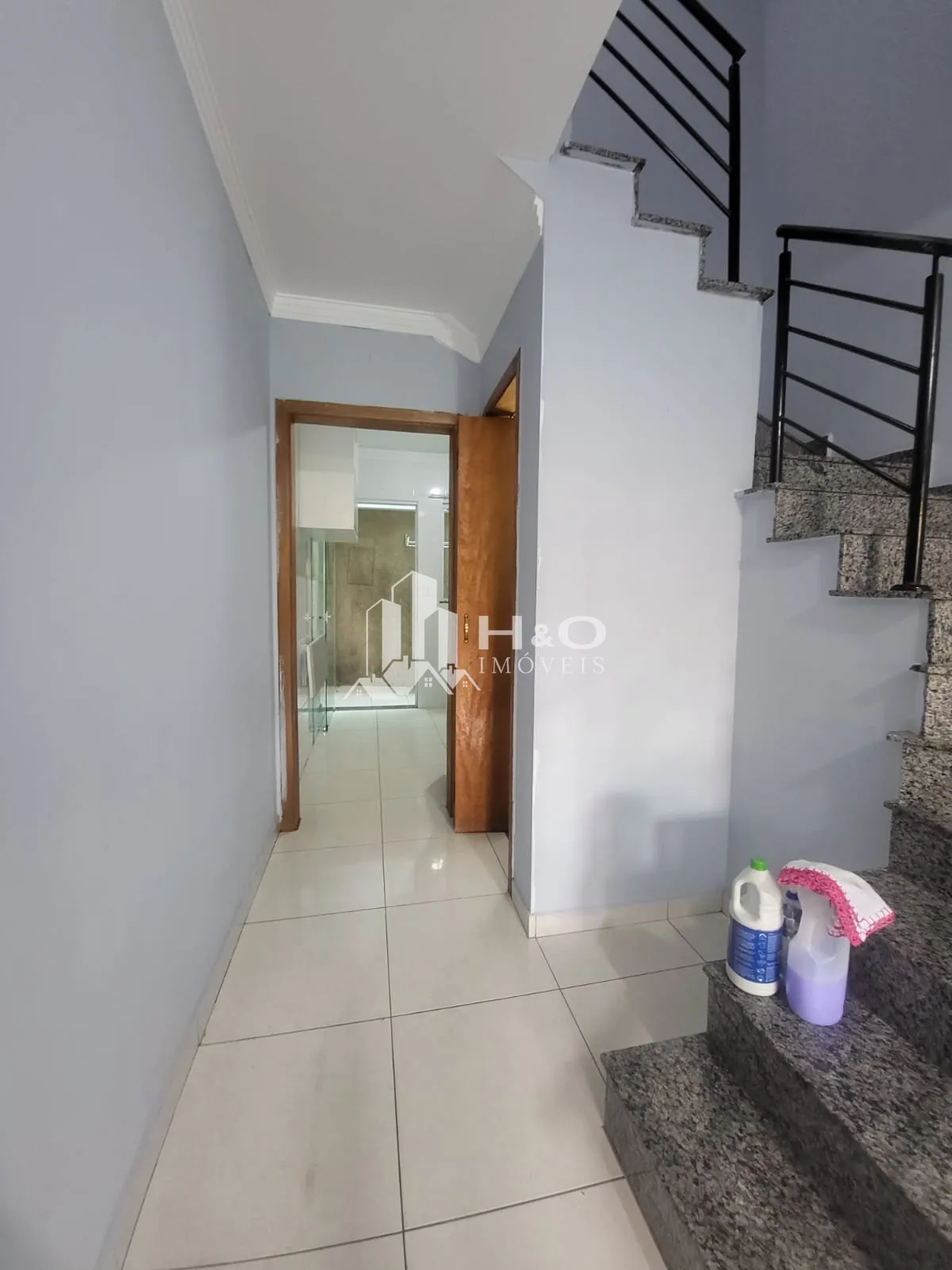 Imagem Oportunidade, Lindo Sobrado com 2 Dormitórios, 2 suítes e 1 vaga de garagem na Vila Taquari!