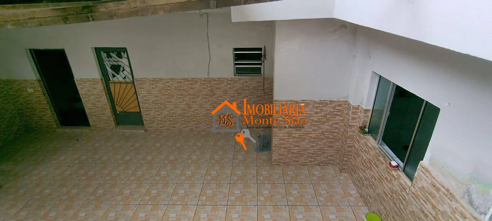 Imagem Casa com 6 dormitórios à venda, 300 m² por R$ 500.000,00 - Cidade Soberana - Guarulhos/SP