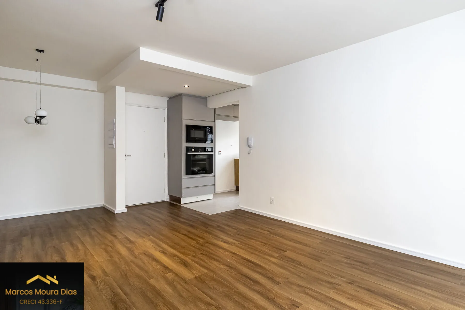 Imagem Apartamento 3 Dormitórios 1 Suíte 2 Vagas na Vila Olímpia Reformado