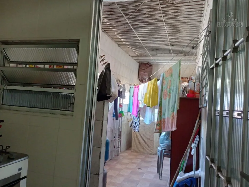 Imagem Casa geminada de esquina - excelente localização!
