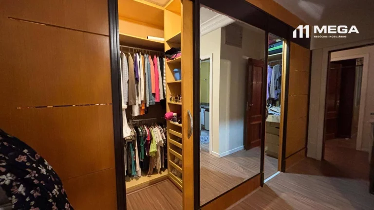 Imagem Apartamento com 4 dormitórios à venda, 301 m² por R$ 2.370.000 - Praia da Costa - Vila Velha/ES