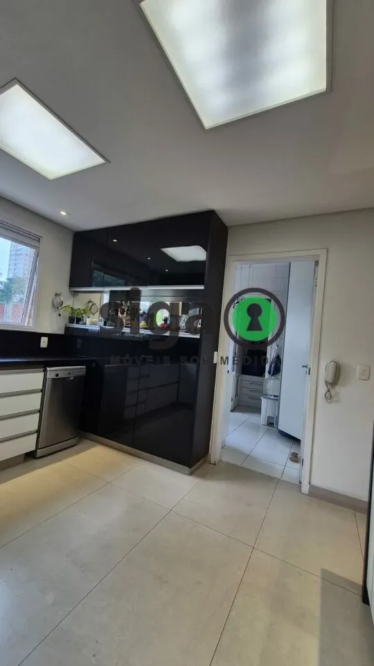 Imagem APARTAMENTO COM 233M² PARA VENDA COM 3 DORMITORIOS NO CONDOMINO DU CHAMP CAMPO BELO