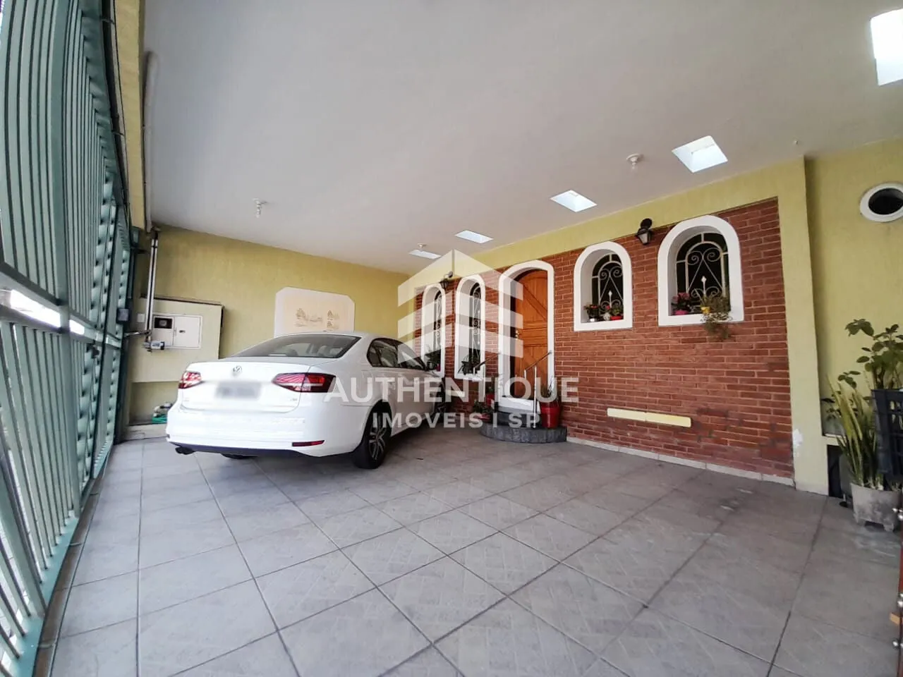 Imagem Casa Sobrado no bairro Baeta Neves à venda!