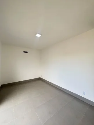 Imagem Casa 2/4 Com Suite No Maysa Em Goiania
