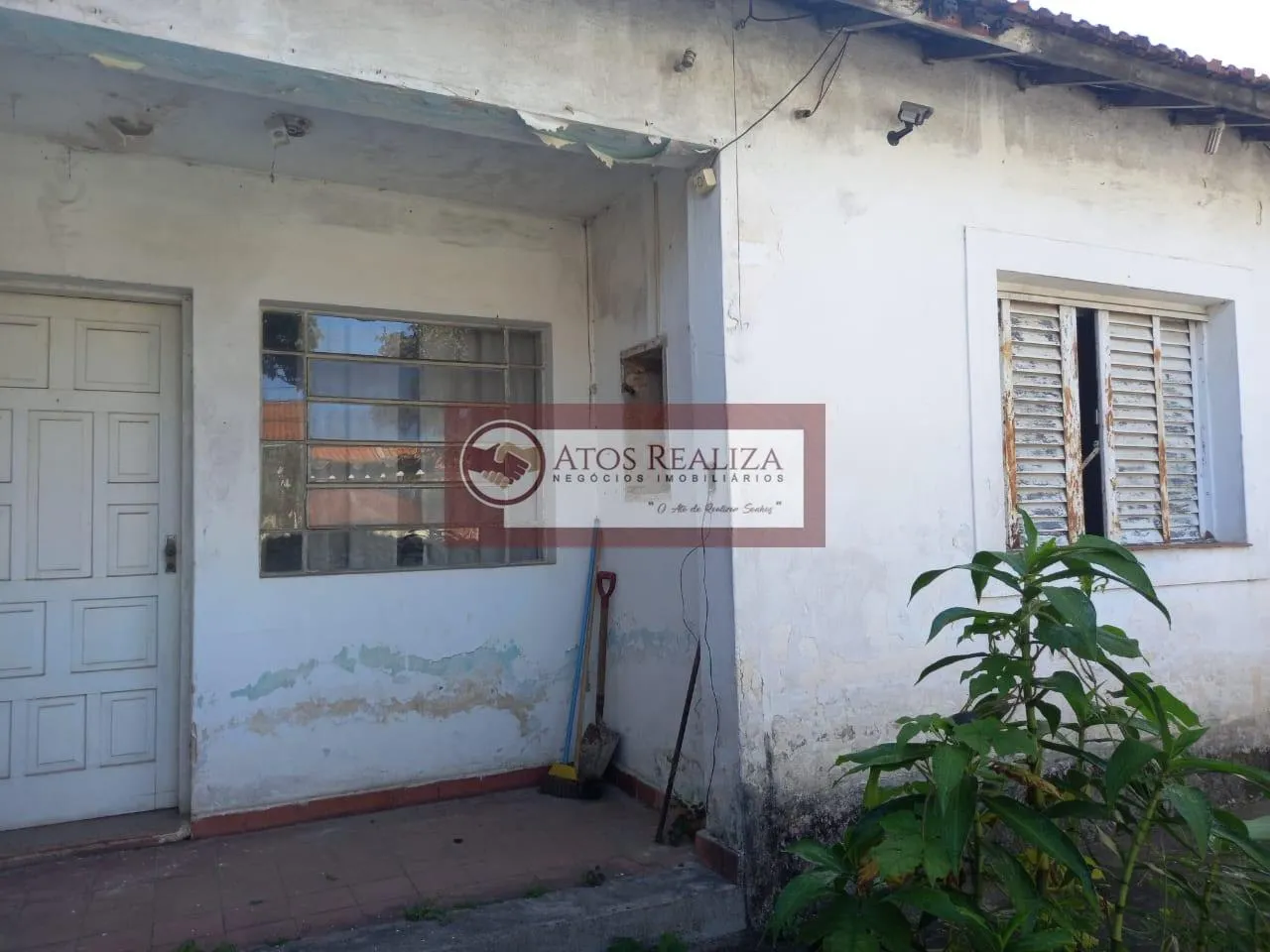 Imagem Casa Térrea com Edícula à Venda na Cidade Dutra - 200m², 3 Dorms, o imóvel precisa de reforma.