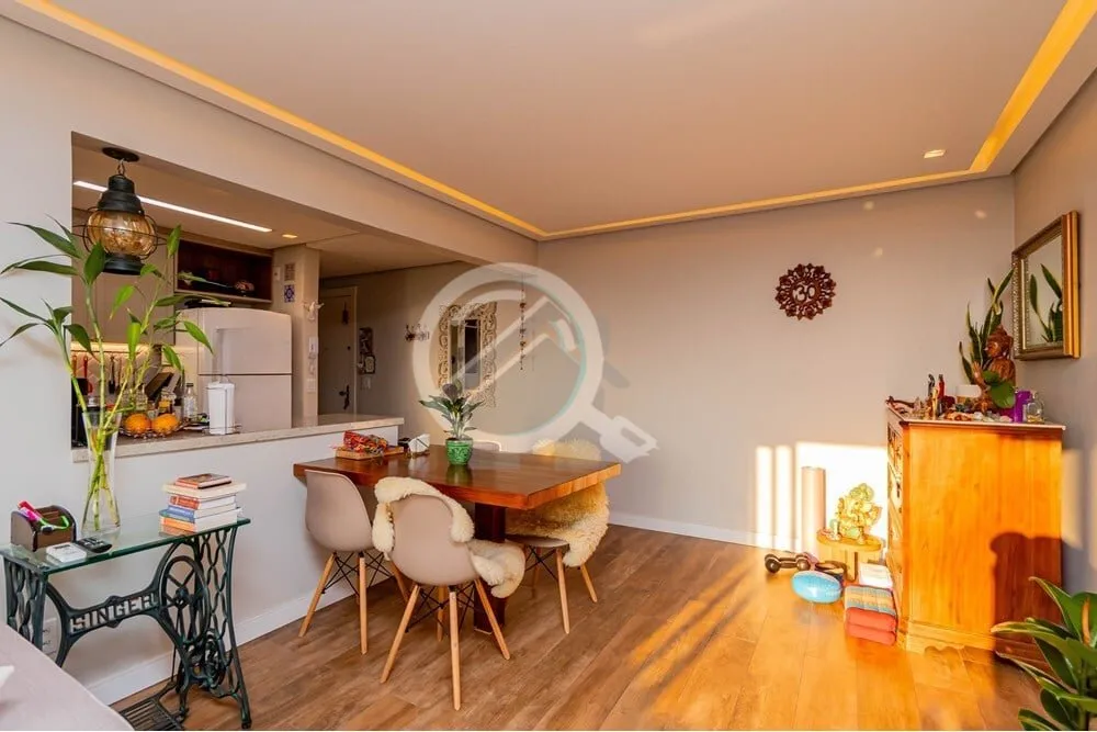 Imagem Apartamento encantador, todo reformado, semi mobiliado, pronto para morar! Conta com 79 m² de área...