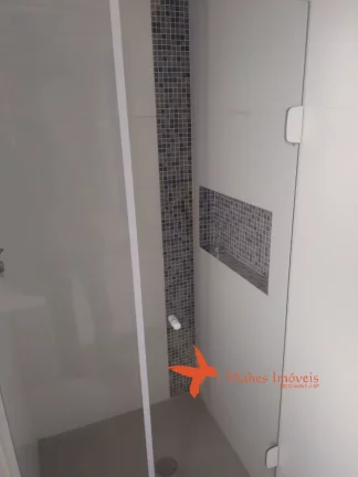 Imagem Imóvel de 2 quartos, 1 suíte, 2 banheiros e 2 vagas em Pinheiros, São Paulo - SP.