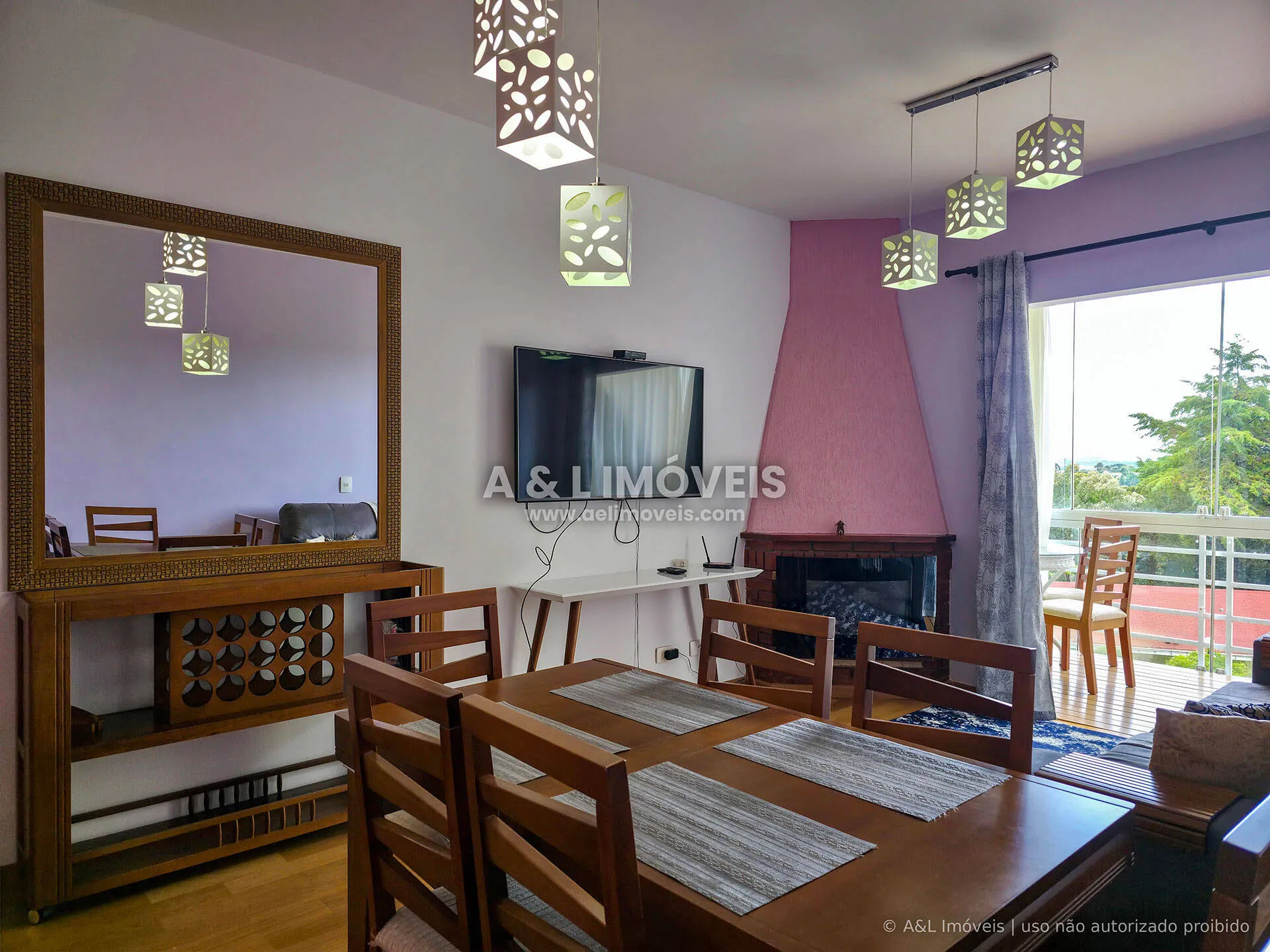 Imagem Apartamento em Campos do Jordão | Lareira e Vista para o Vale