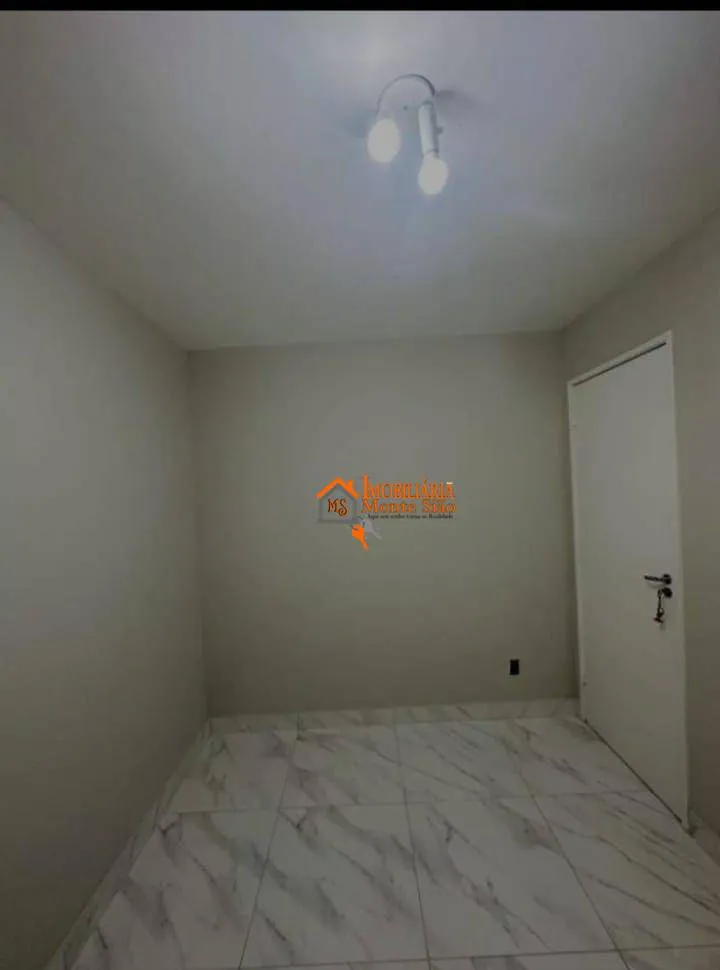 Imagem Apartamento com 2 dormitórios à venda, 45 m² por R$ 280.000,00 - Centro - Guarulhos/SP