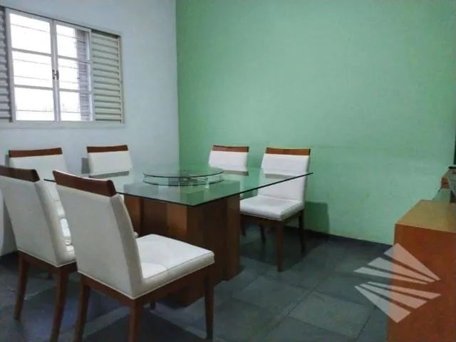 Imagem Casa à venda 3 Quartos, 1 Suite, 2 Vagas, 240M², Centro, Taubaté - SP