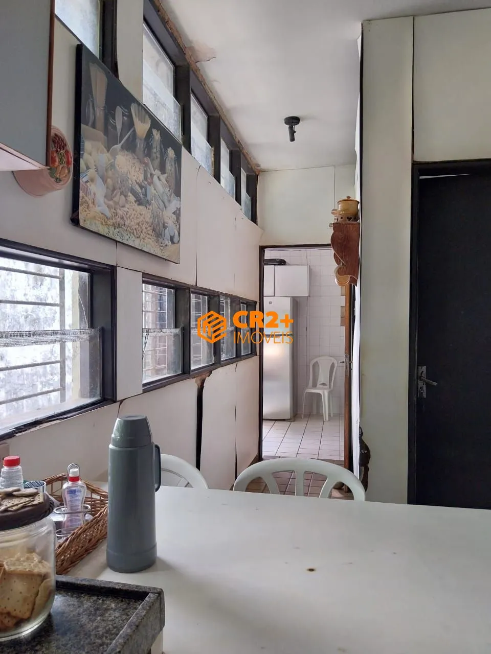 Imagem Casa Duplex - Localizada no Hipódromo - Recife -6 quartos- 2 Suites - 2 Garagens