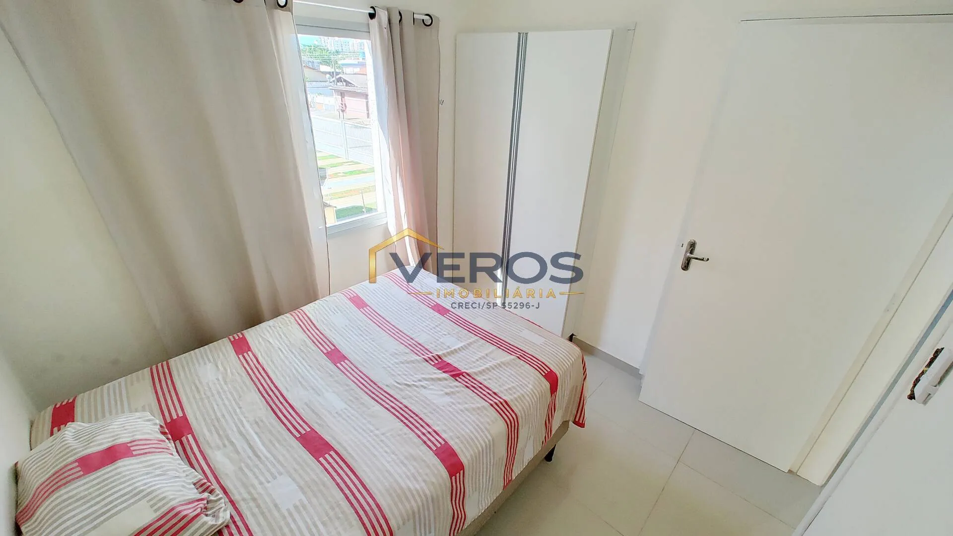 Imagem Apartamento a venda com 3 quartos 600m da praia Martim de Sá Caraguatatuba