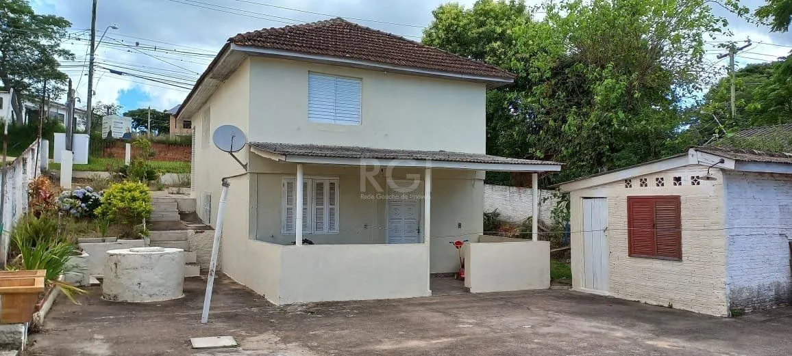 Imagem Casa para Venda - 495m², 2 dormitórios, sendo 1 suites, 4 vagas - Belém Velho, Porto Alegre