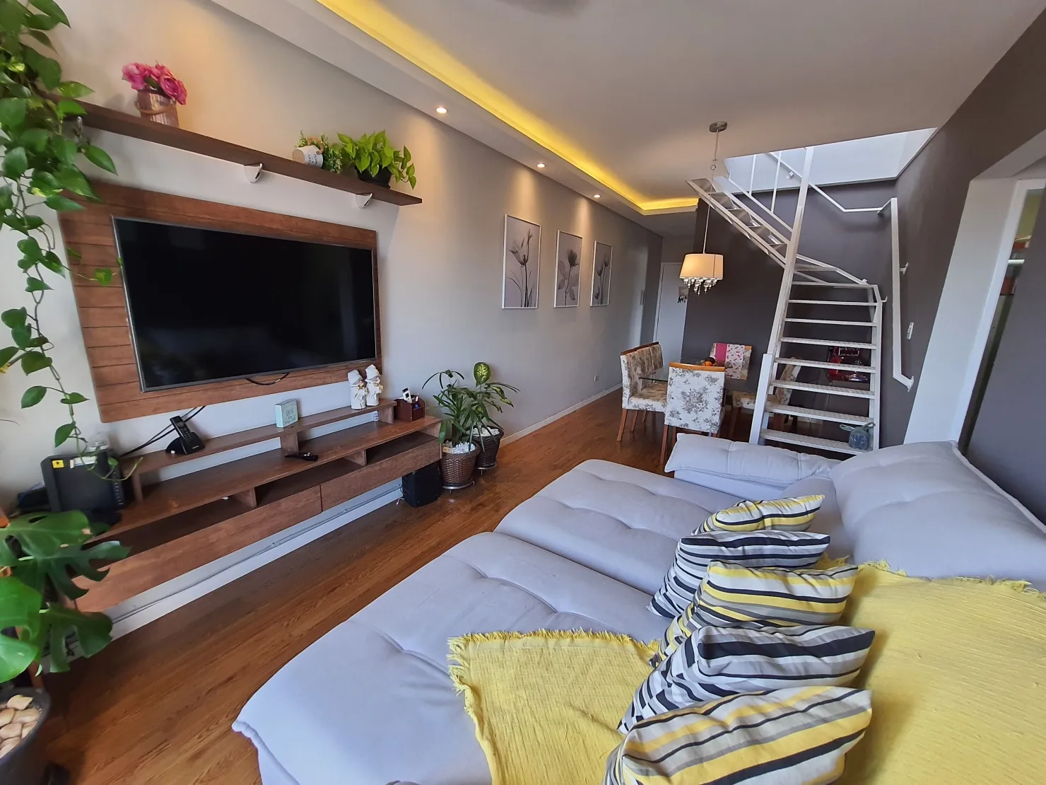 Imagem Apartamento duplex à Venda, Parque São Domingos, Pindamonhangaba, SP